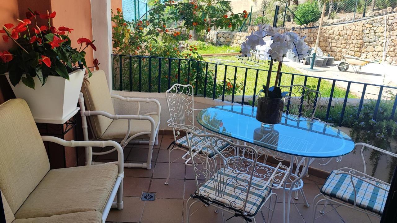 Vista Bahia Con Piscinas, Parking Y Terraza Apartment La Herradura  Bagian luar foto